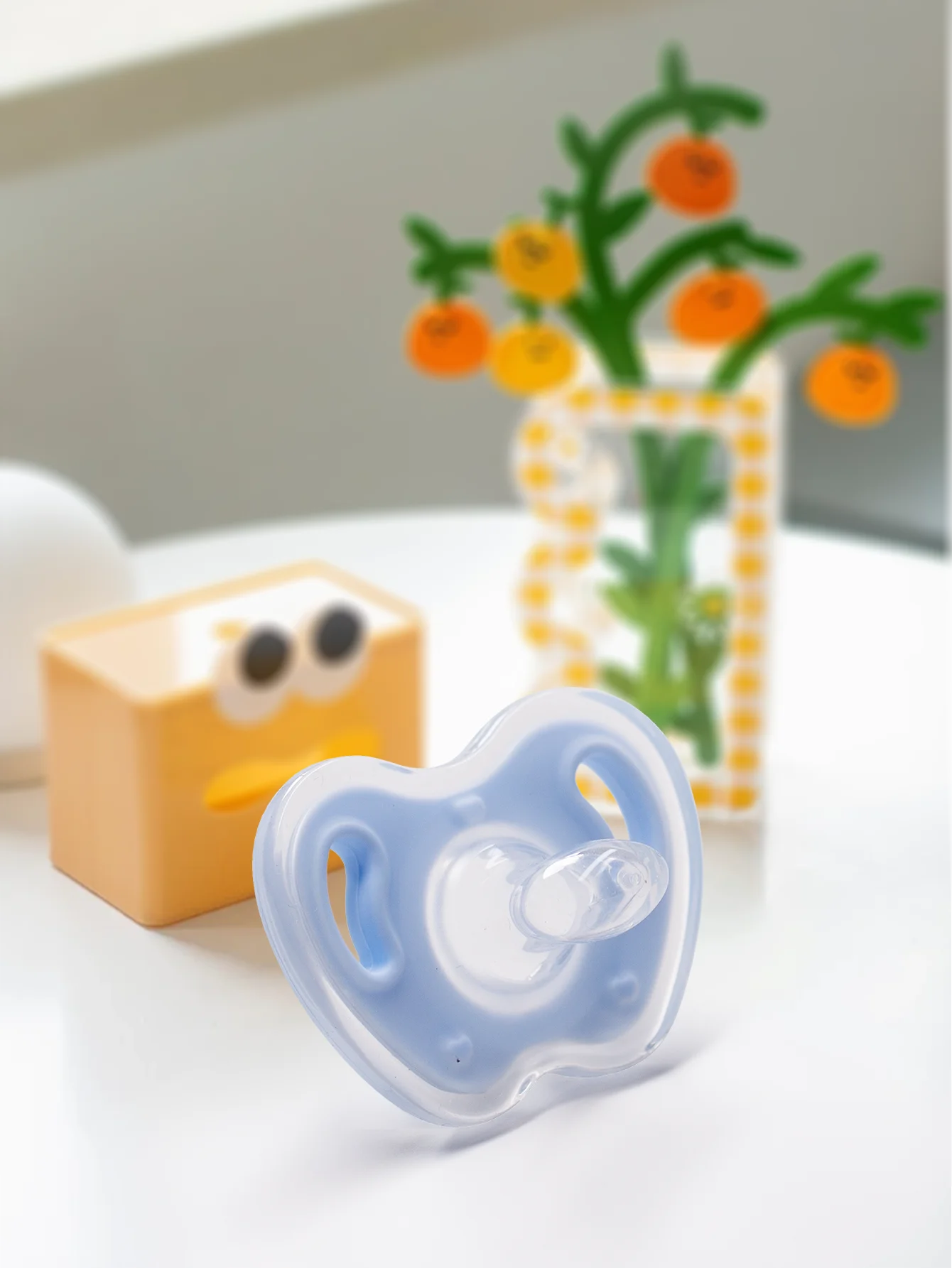 3Pcs Baby Apple Pacifier Set Silicone Soother with Spring pacifier chain and PP storage Box 100% BPA Free Portable Pacifier Set