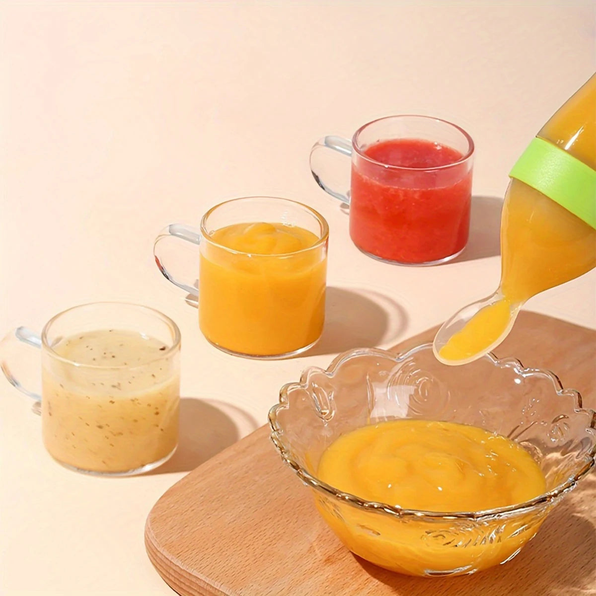 7pcs Baby Feeding Set: 2pcs Soft Silicone Feeding Bottle with Spoon,2pcs Fruit Feeder Pacifier with 3-Size Nipples