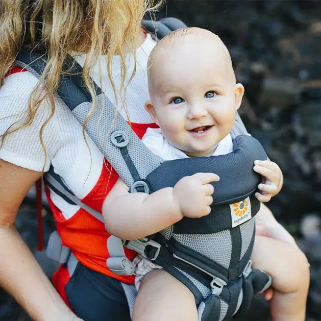 Ergobaby All Carry Positions Breathable mesh baby carrier, enhancing lumbar support and airflow (7-45 pounds)